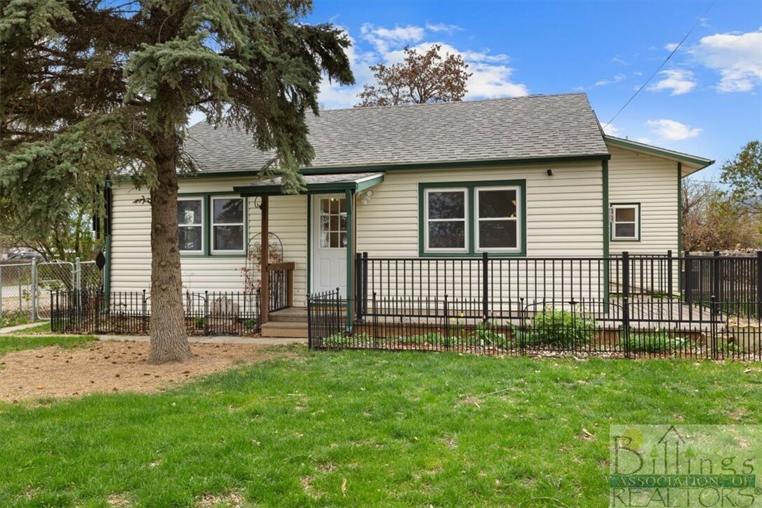 Property Photo:  2115 Hillner  MT 59101 