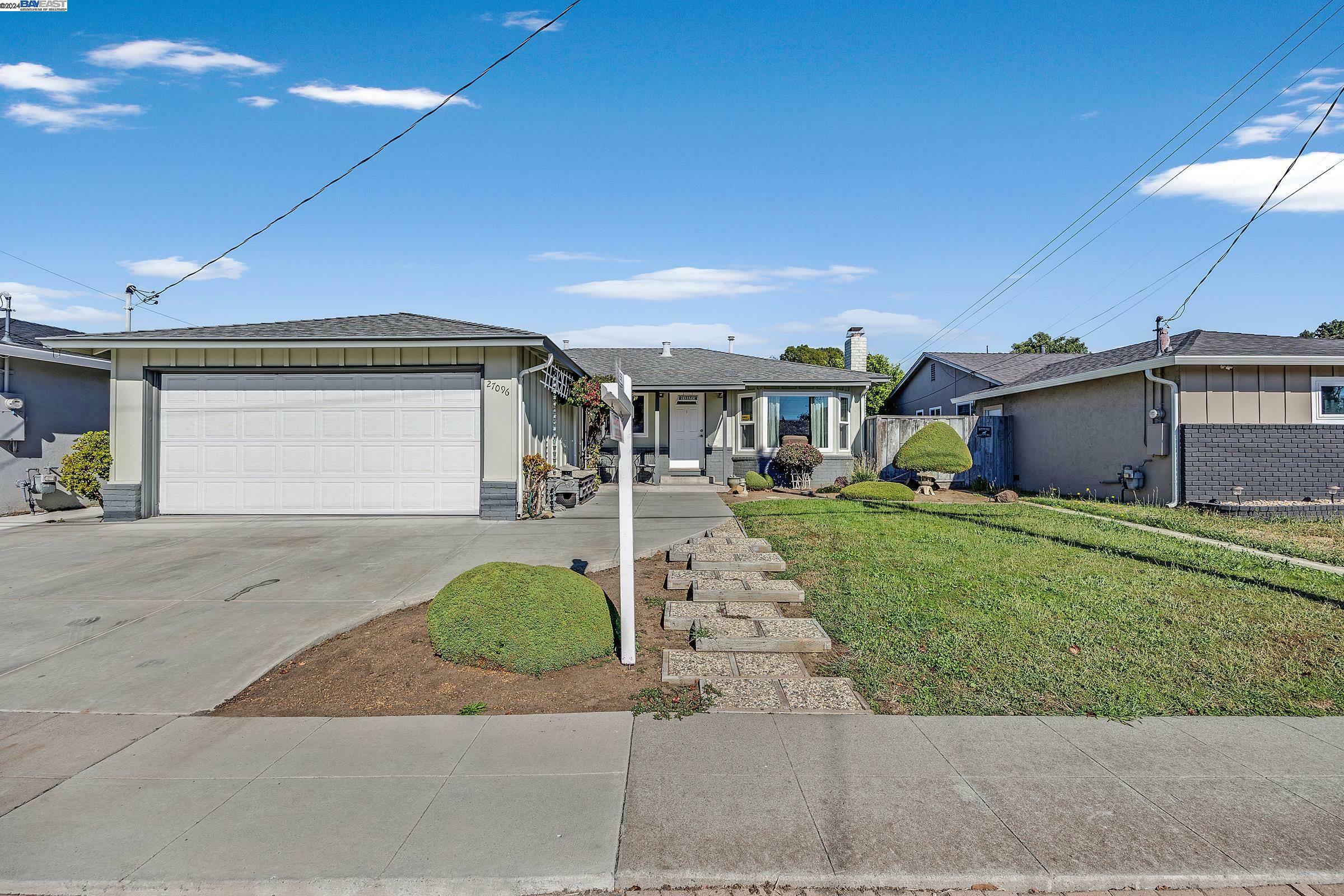 Property Photo:  27096 Lemay Way  CA 94544 