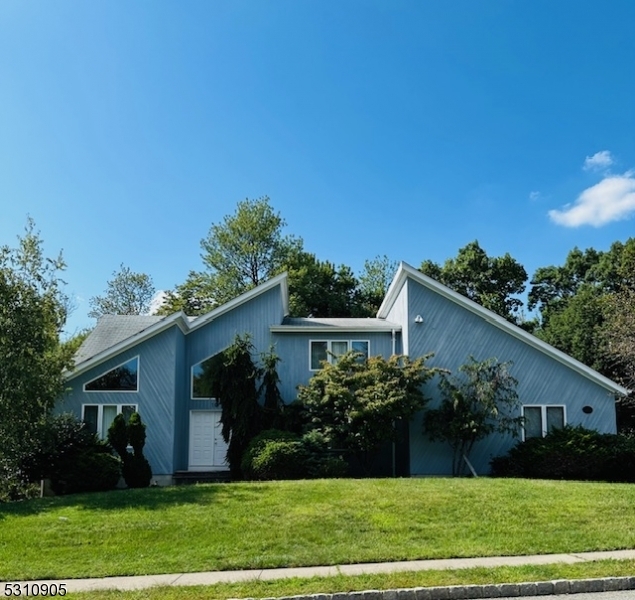 Property Photo: 10 McGuire Dr NJ 07052