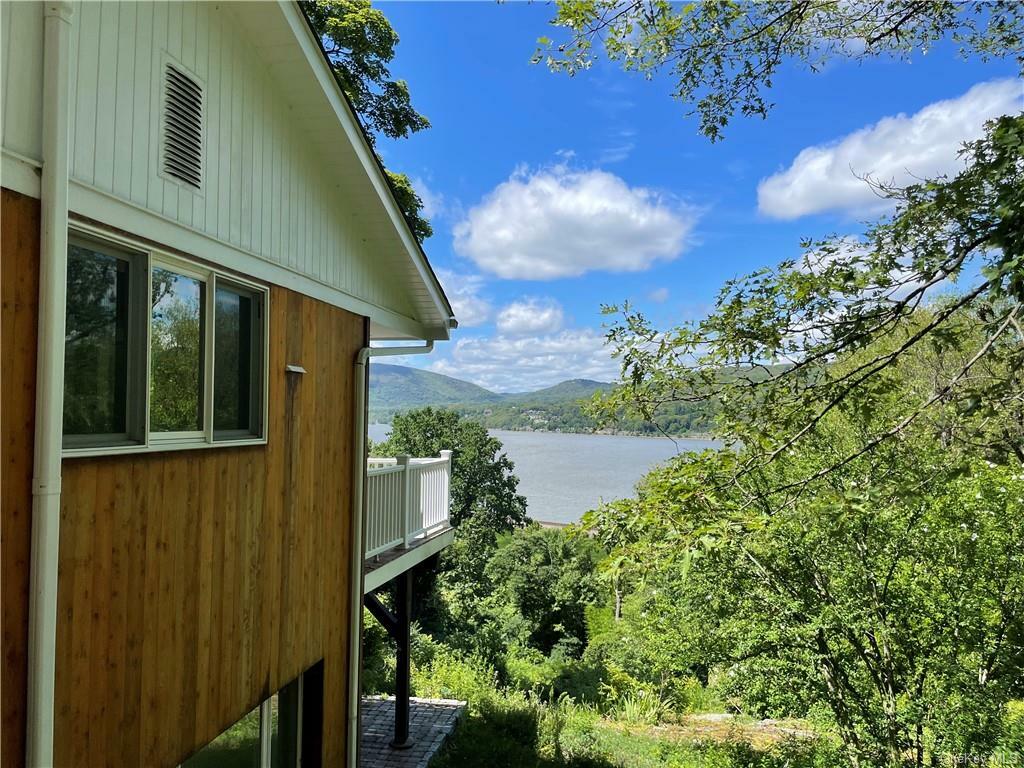 Property Photo:  563 Route 9D  NY 10524 