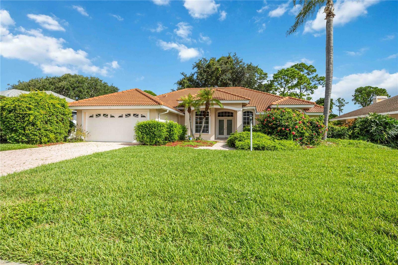 Property Photo:  619 Pine Ranch East Road  FL 34229 