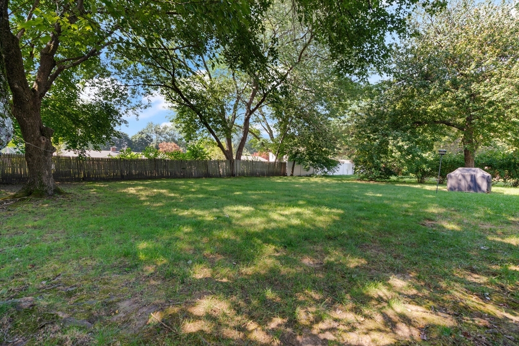 Property Photo:  30 Ridgefield Dr  MA 01701 