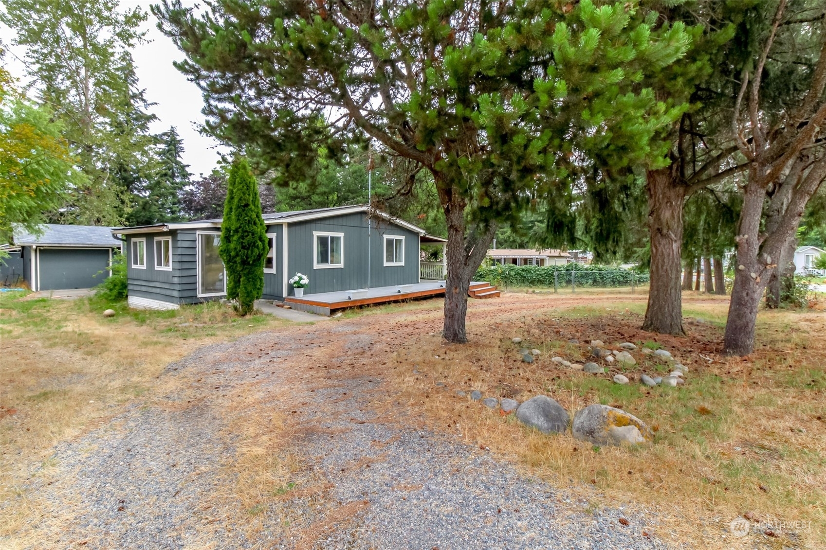 Property Photo:  9136 SE Pepperidge Ln  WA 98597 