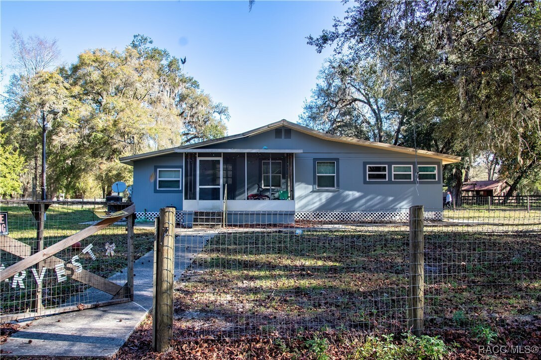 Property Photo:  7545 S Old Oaks Drive  FL 34436 