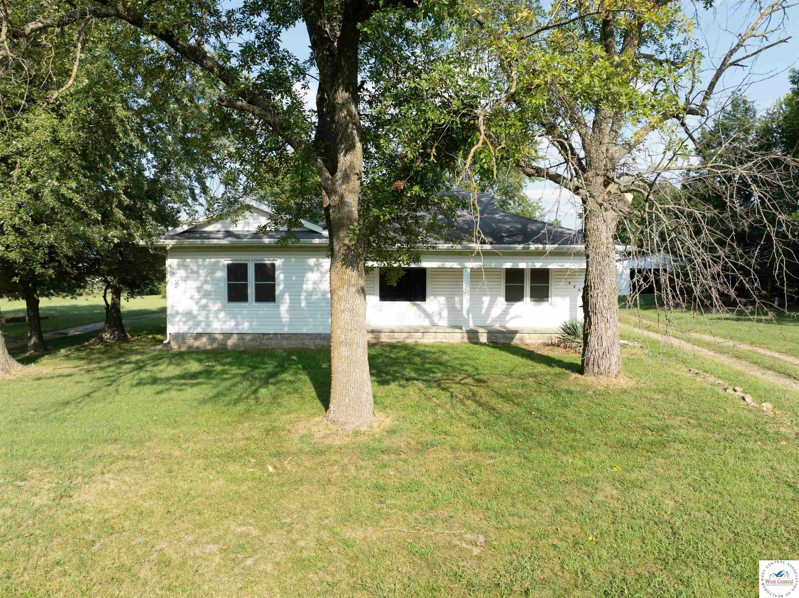 Property Photo:  1620 N Heard  MO 65301 