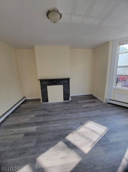 Property Photo:  272 Littleton Ave 1  NJ 07103 