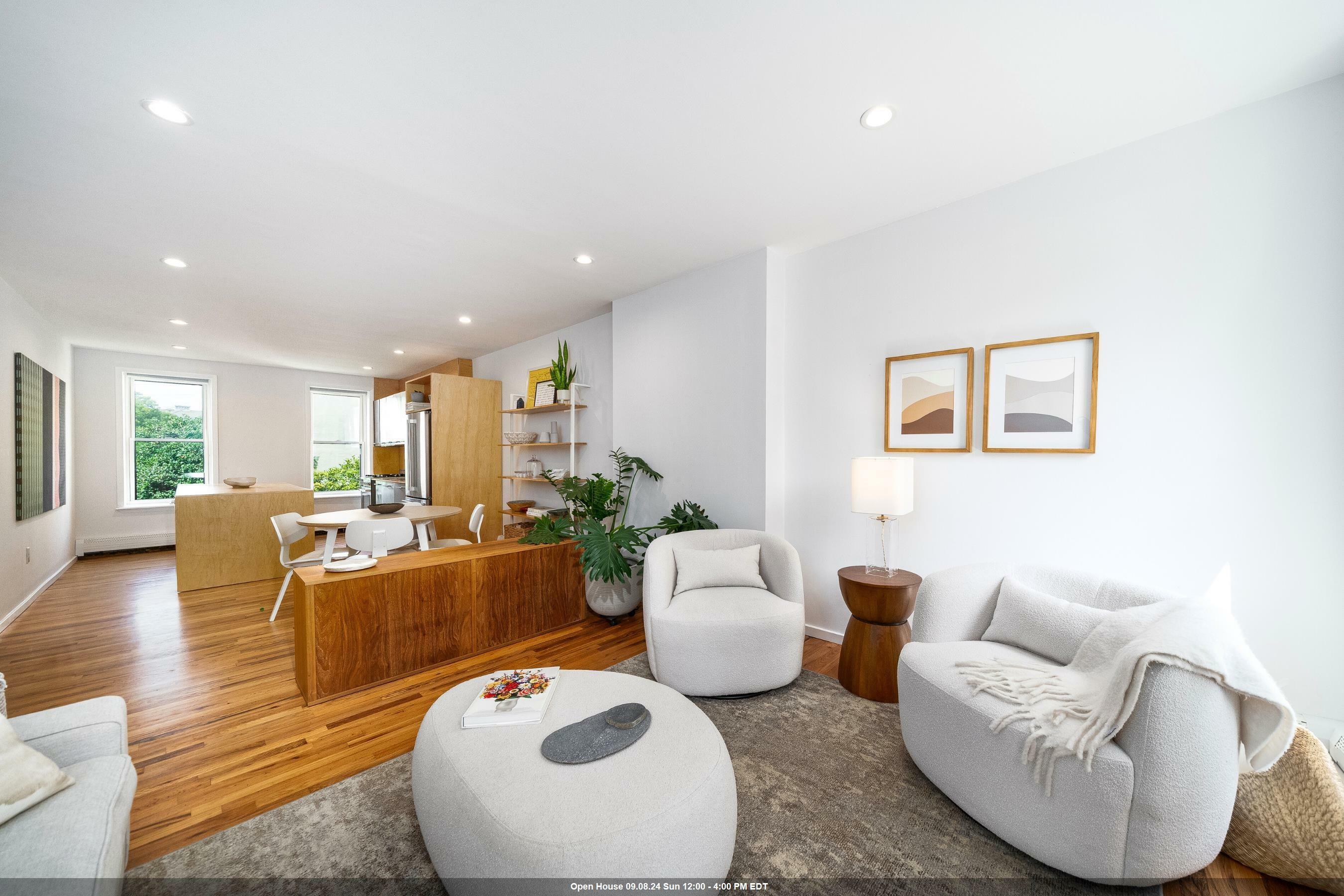 Property Photo:  319 Varick St 2  NJ 07302 