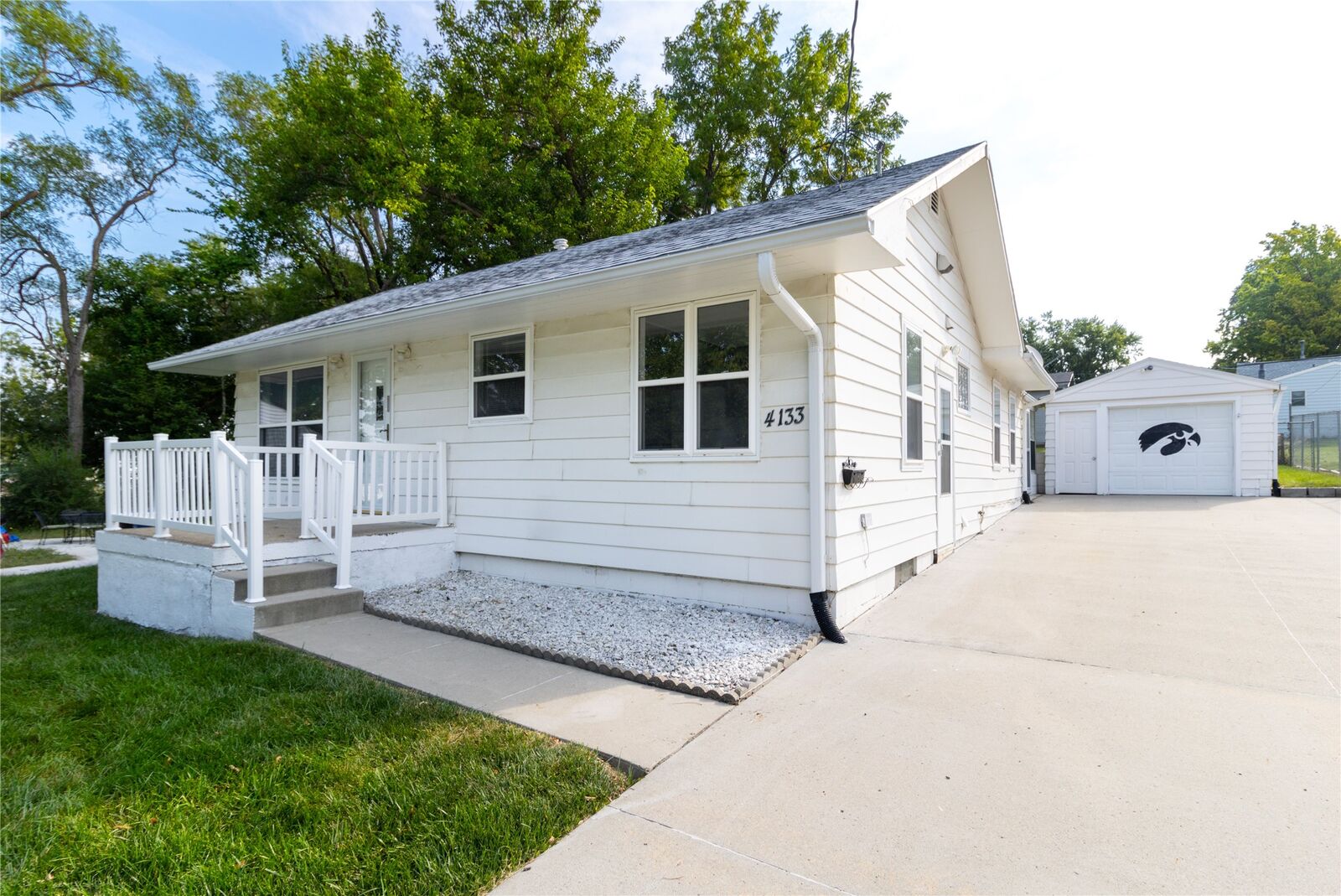 Property Photo:  4133 57th Street  IA 50310 
