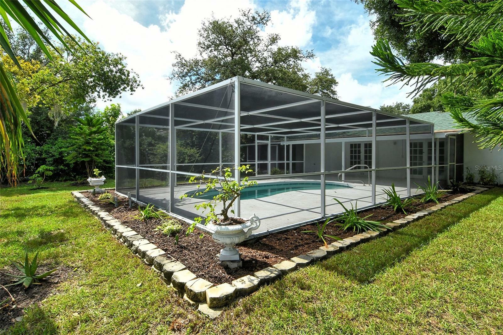 Property Photo:  4724 Seville Drive  FL 34235 