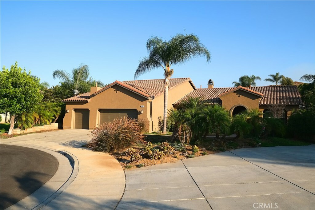 Property Photo:  16331 Bridgton Circle  CA 92503 