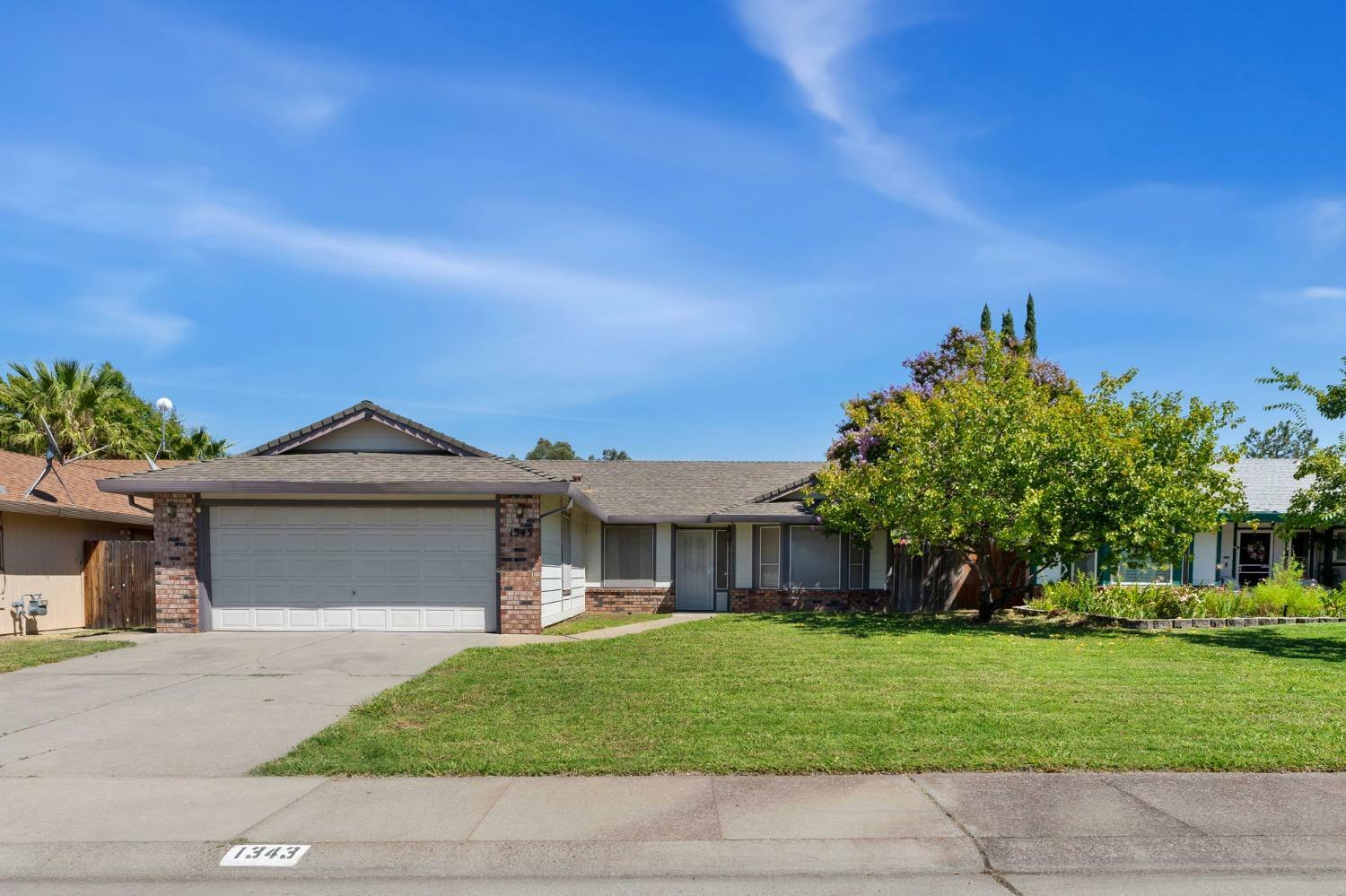 Property Photo:  1343 Silver Spur Circle  CA 95648 