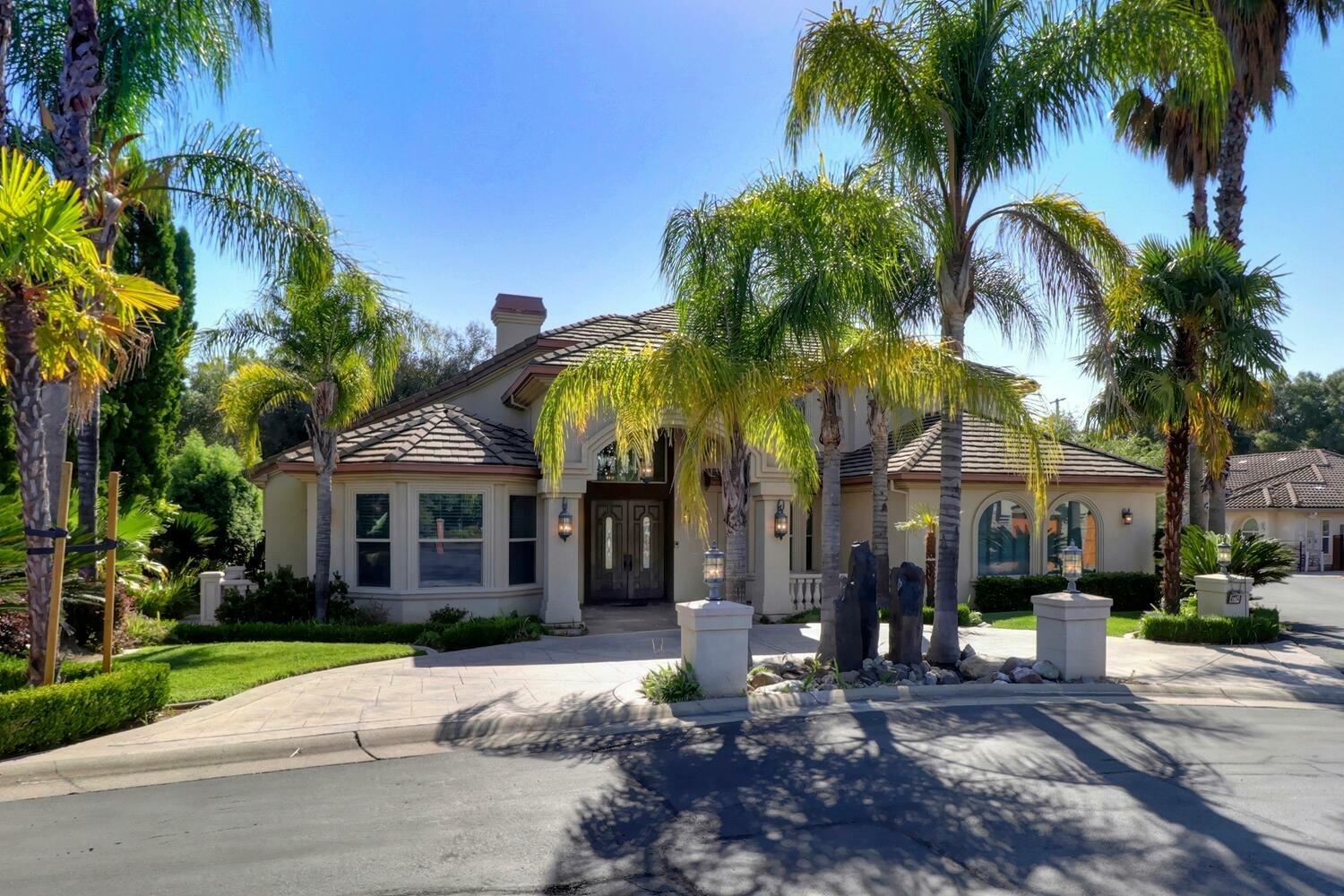 Property Photo:  4714 Mohamed Oaks Court  CA 95841 