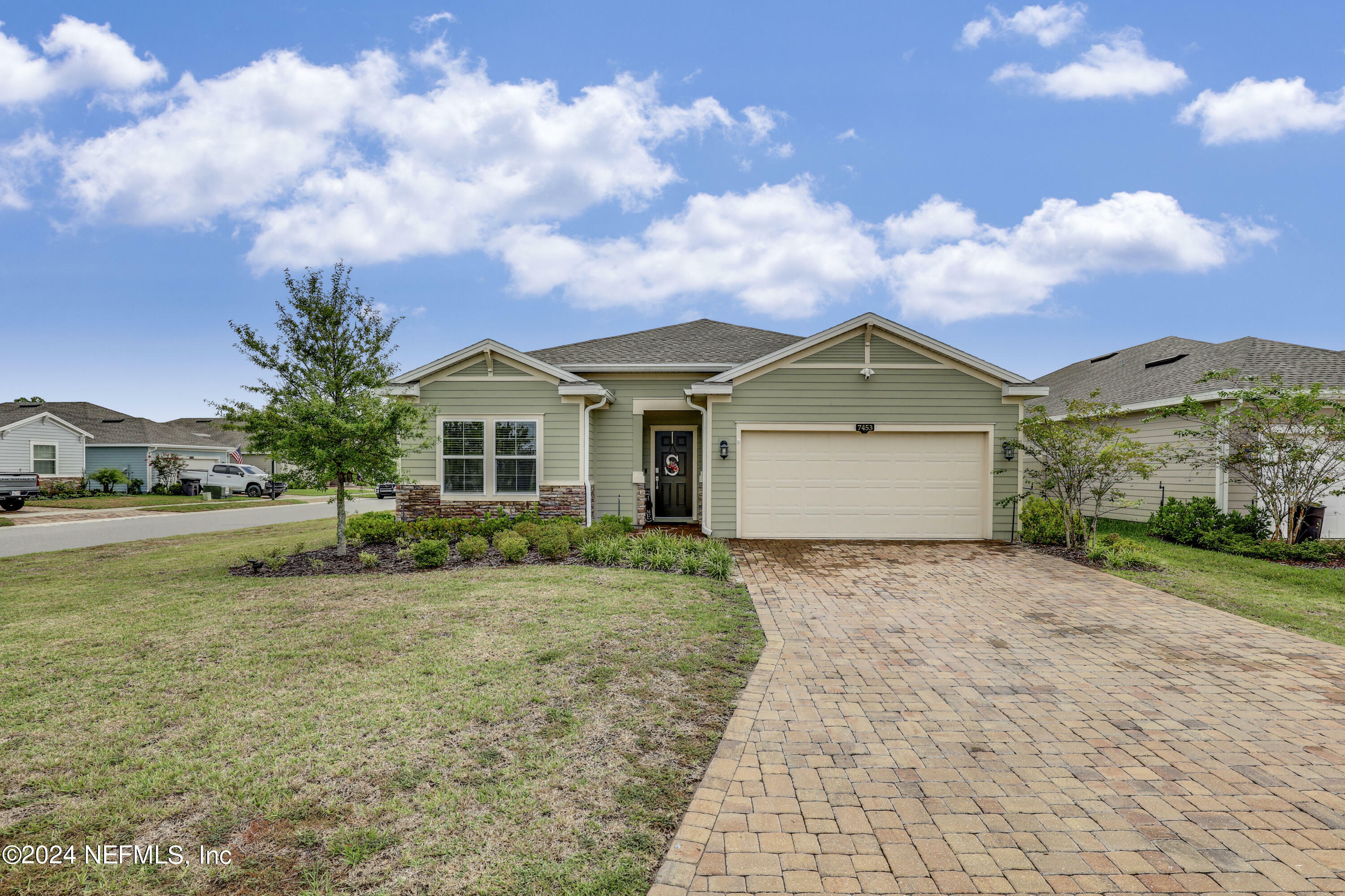 Property Photo:  7453 Rimrock Court  FL 32222 