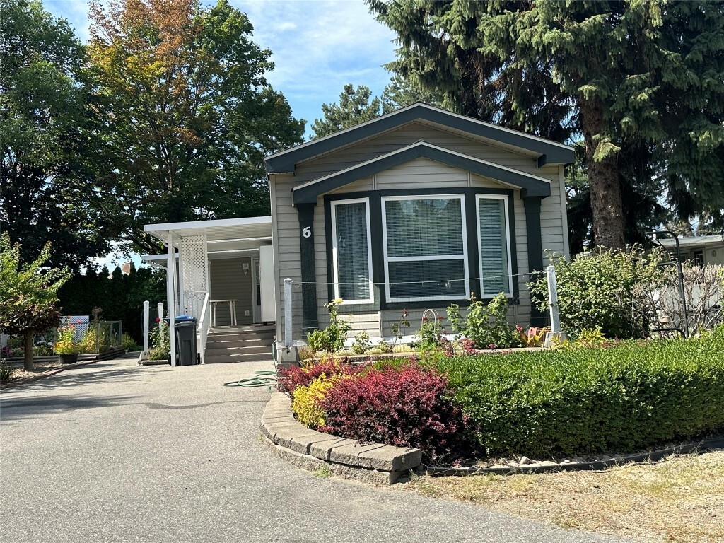 Photo de la propriété:  3535 Casorso Road 6  BC V1W 3E1 