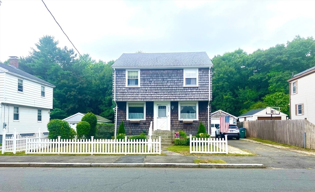 Property Photo:  224 Linwood  MA 01905 