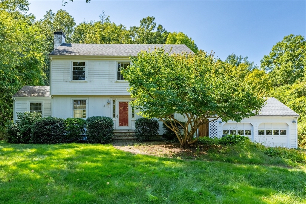 Property Photo:  4 Meadowbrook Rd  MA 02030 