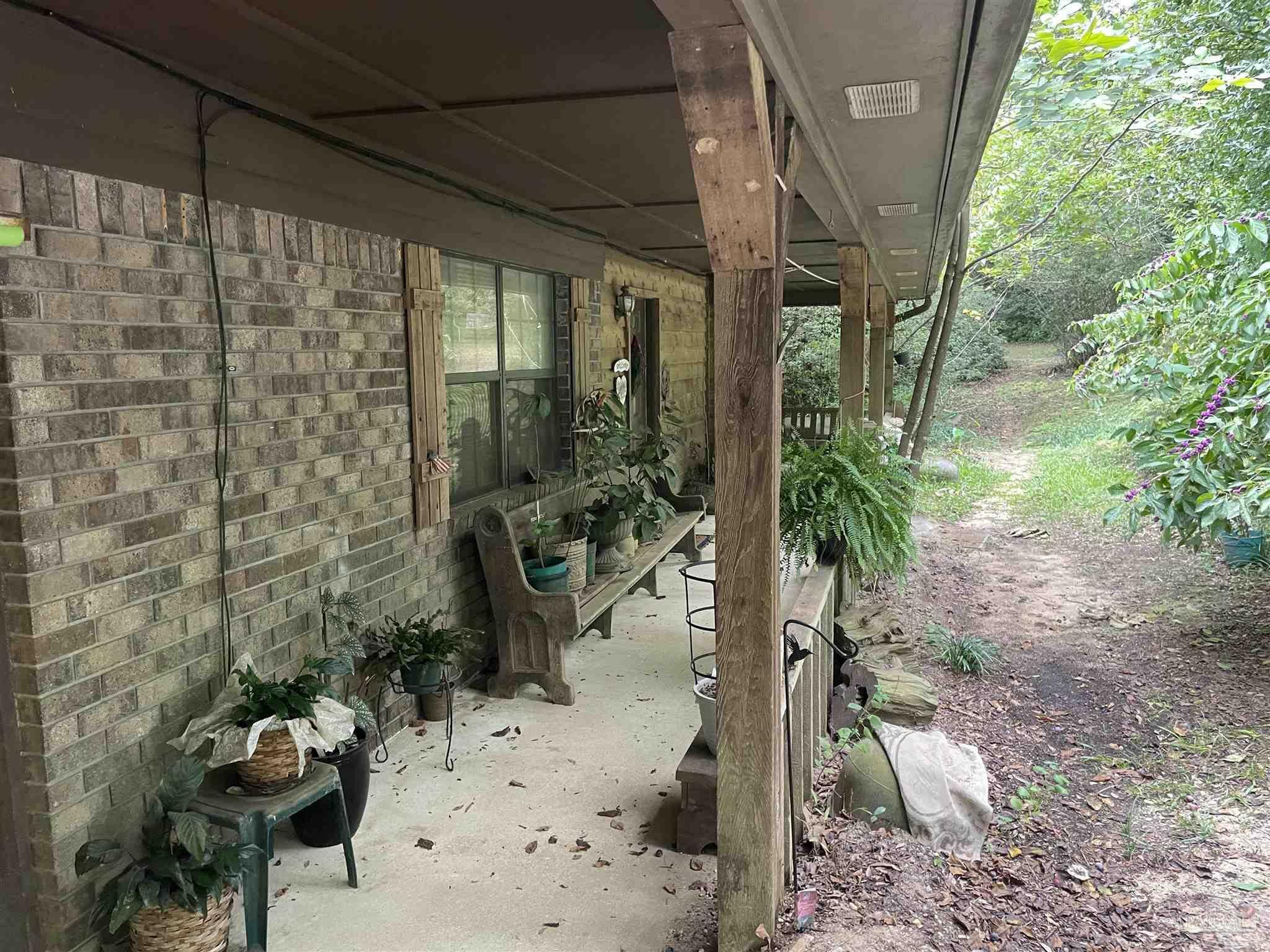 Property Photo:  6640 Frank Reeder Rd  FL 32526 