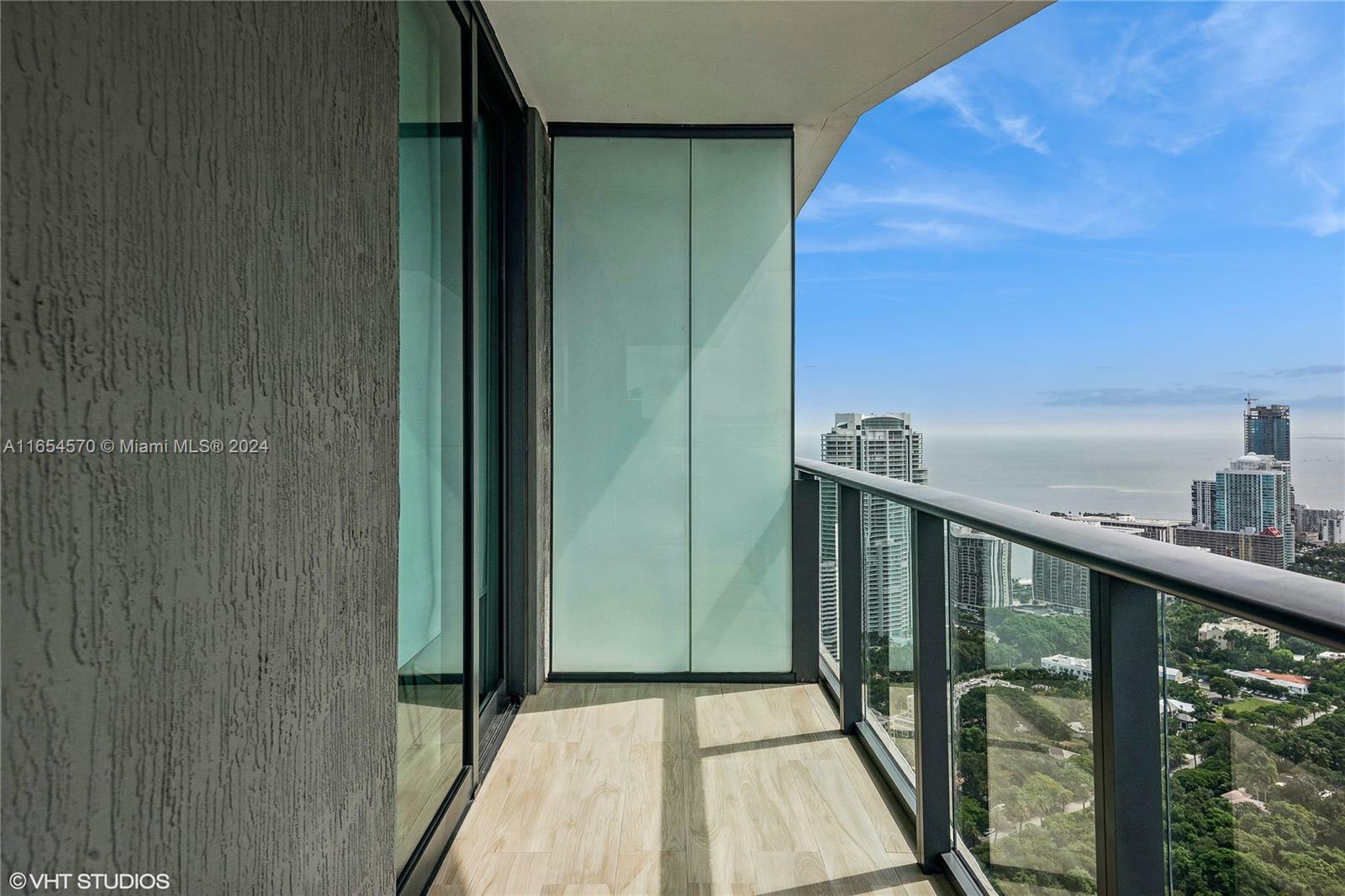 Property Photo:  1300 S Miami Ave 4710  FL 33130 