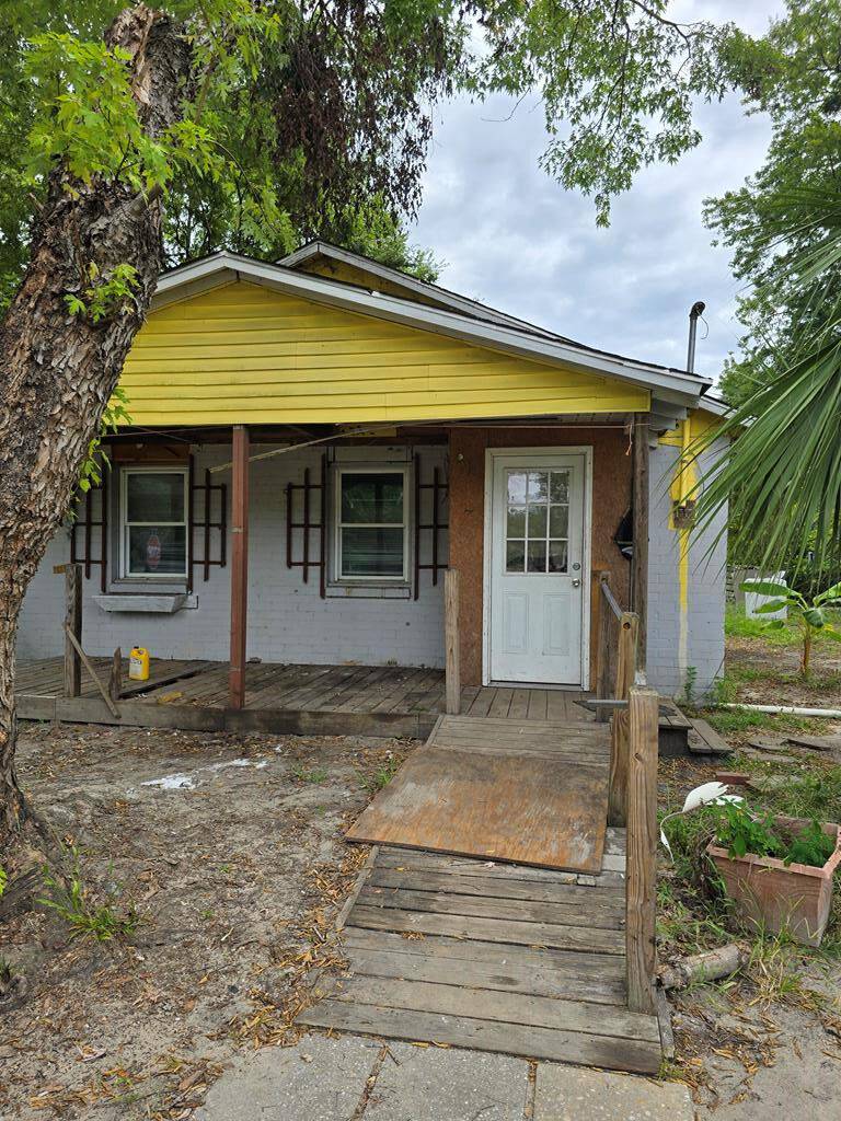 Property Photo:  Ravenel St  SC 29153 