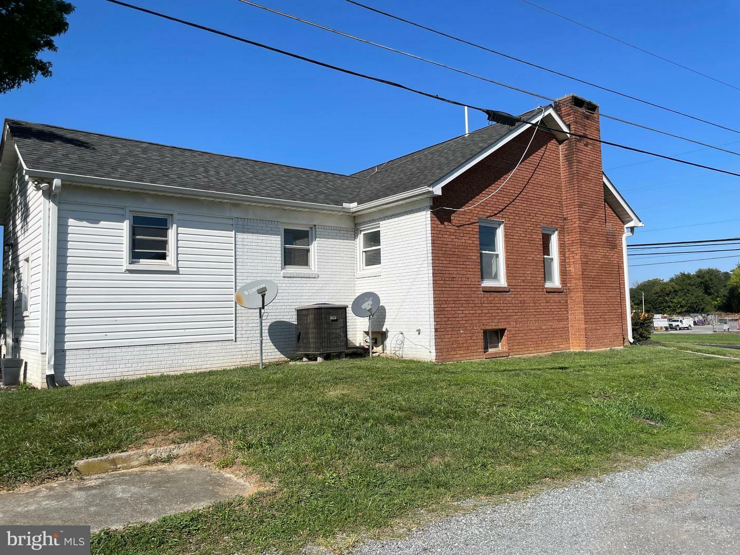 Property Photo:  1067 N Mildred Street  WV 25438 