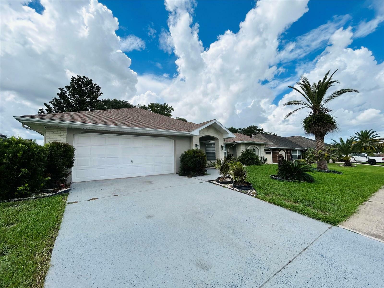 Property Photo:  1460 Overland Drive  FL 34608 