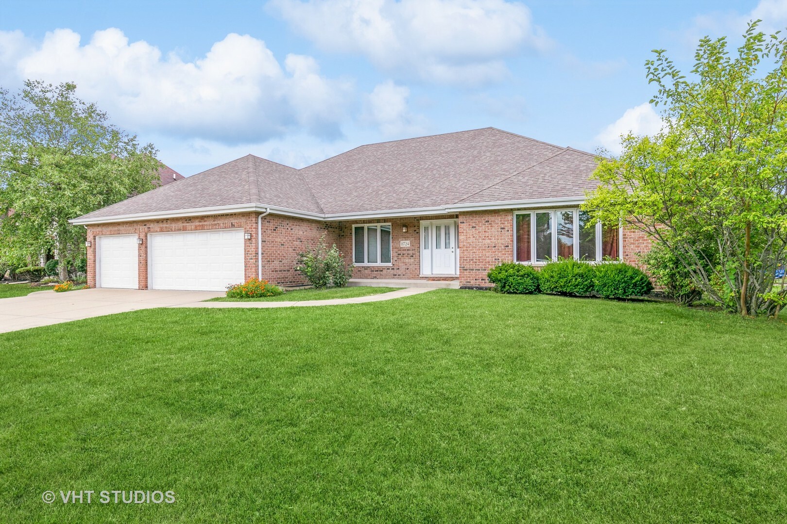 Property Photo:  11724 Golden Gate Drive  IL 60448 