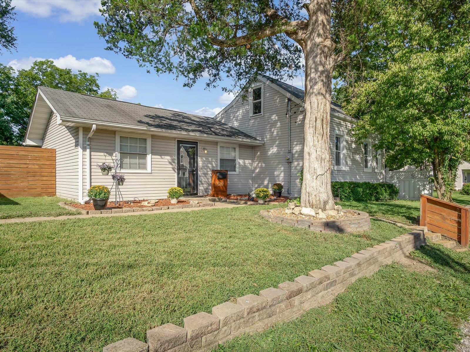 Property Photo:  519 N Kaempfe Street  IL 62236 