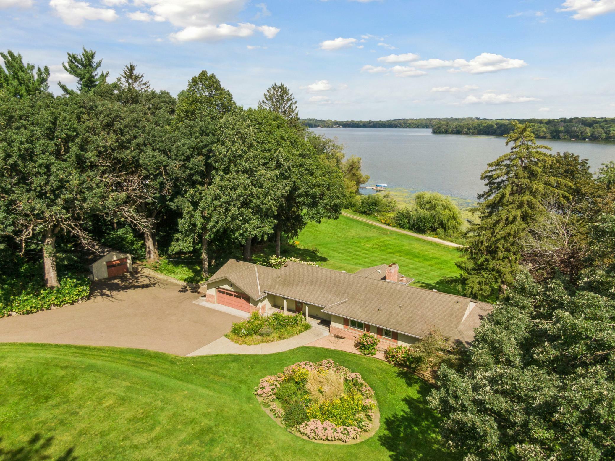 Property Photo:  10 Evergreen Road  MN 55127 