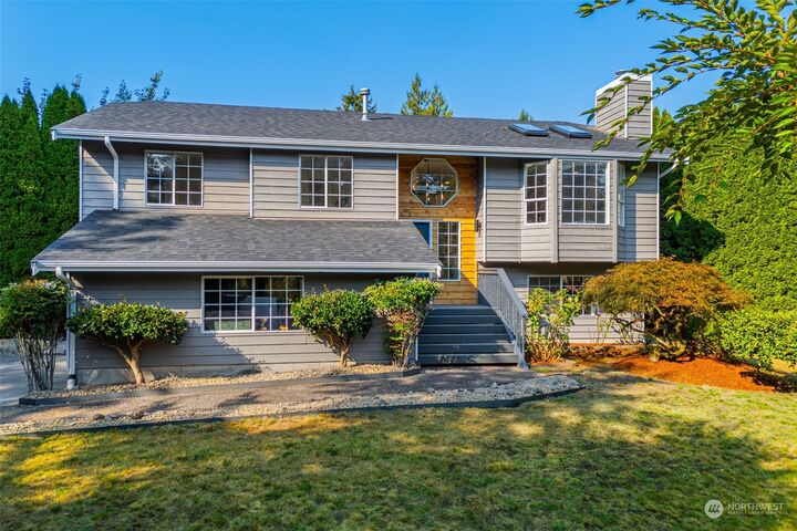 1048 NE Shadybrook Court  Bremerton WA 98311 photo