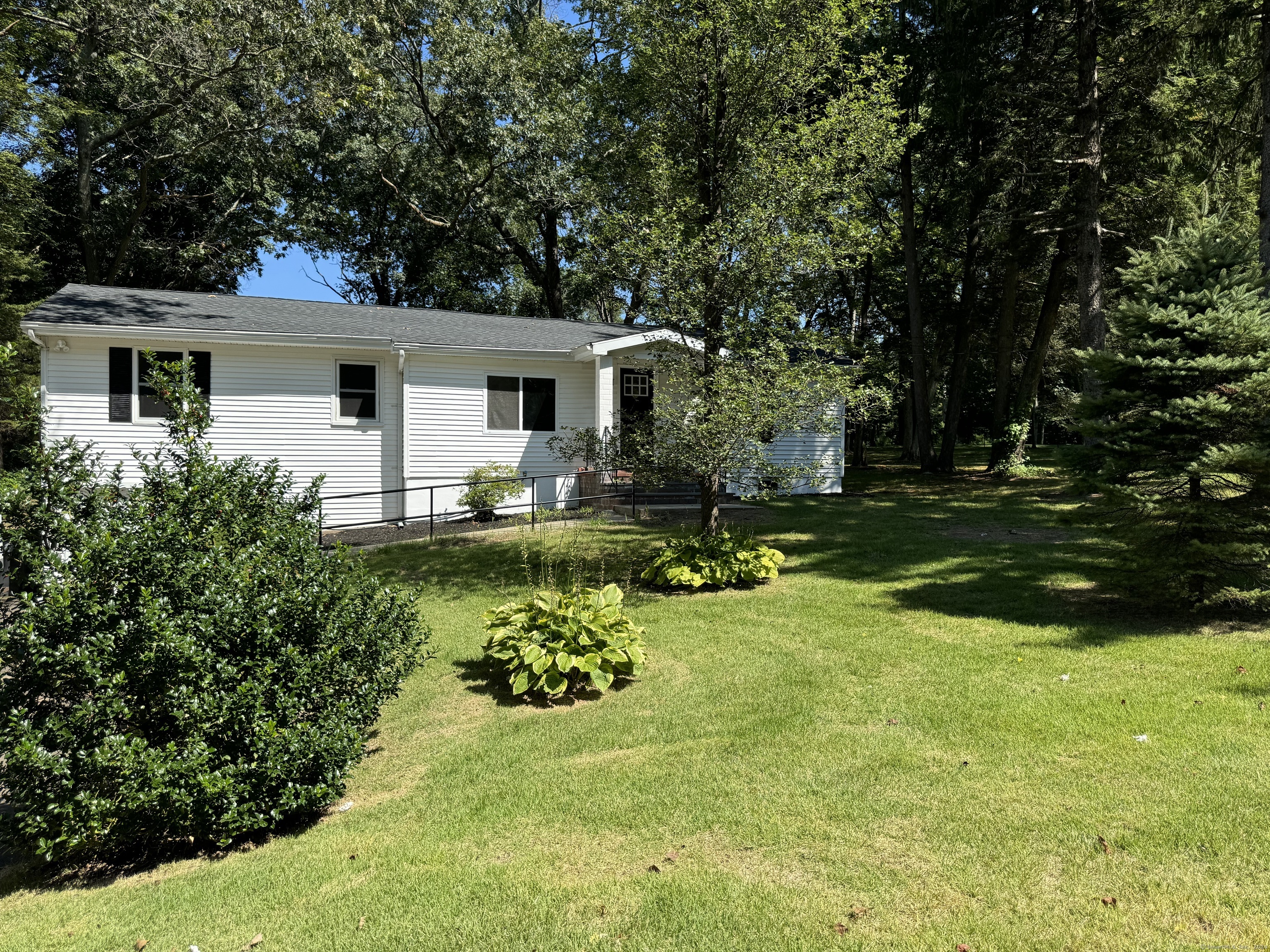 Property Photo:  508 Blacks Road  CT 06410 