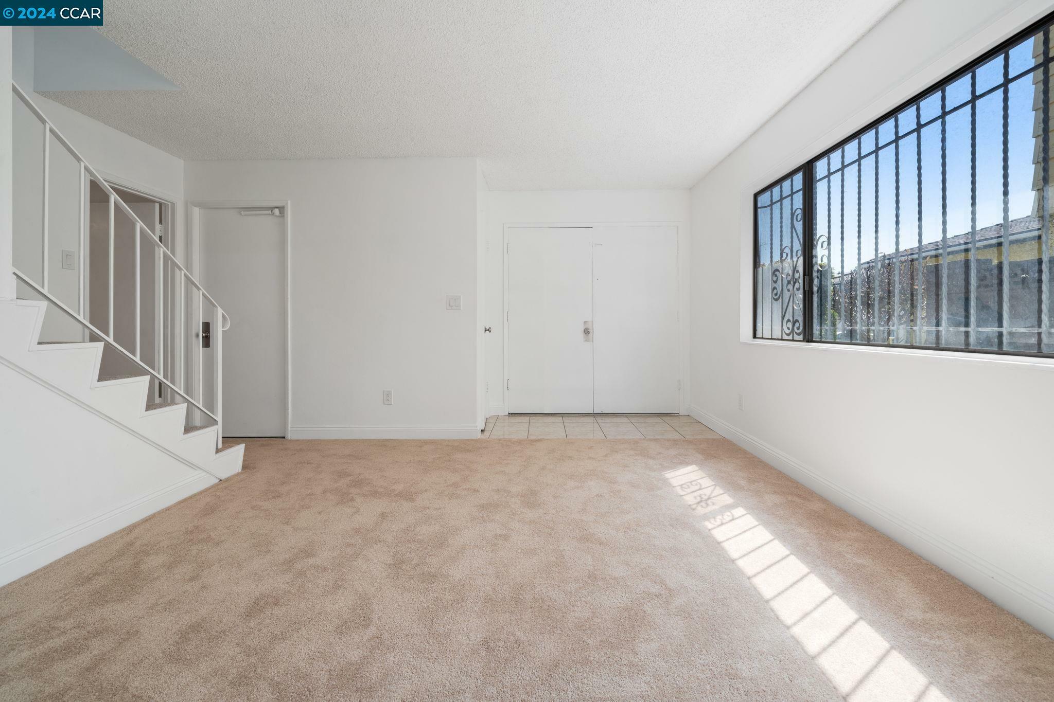 Property Photo:  817 E Radbard St  CA 90746 