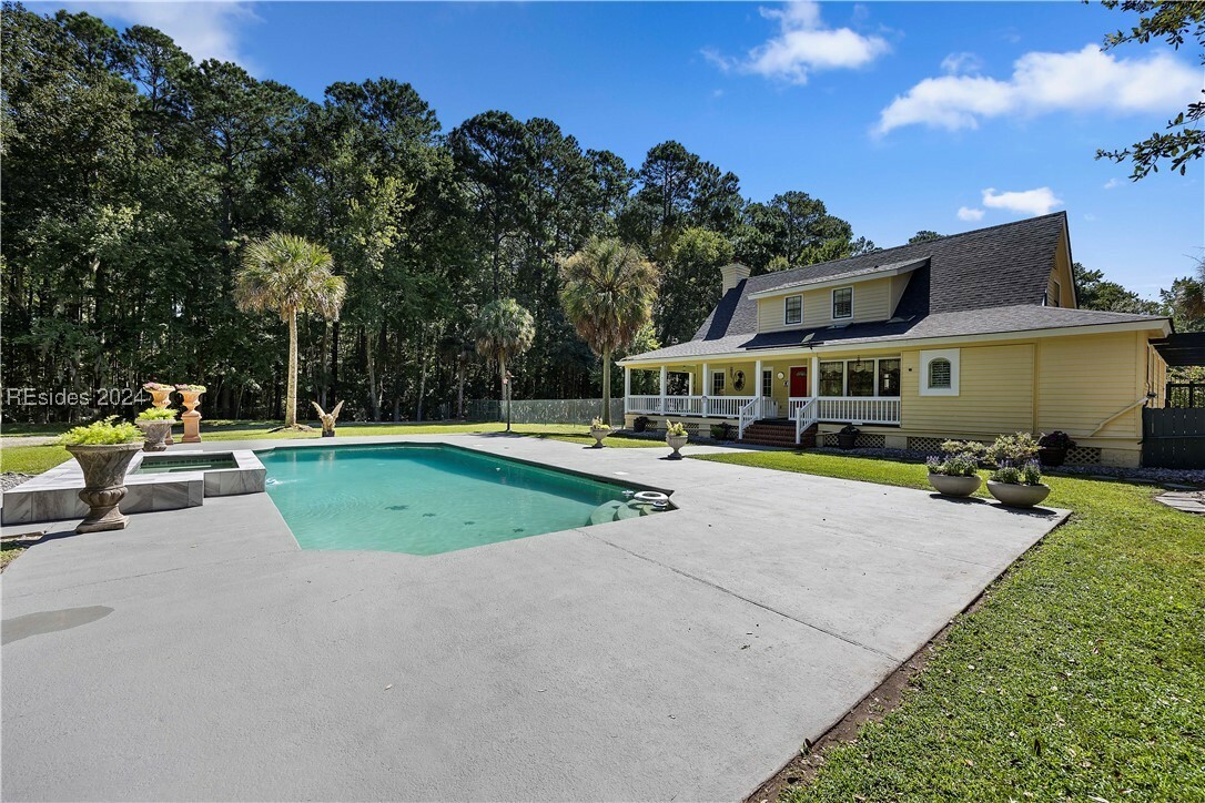 Property Photo:  150 Palmetto Bluff Road  SC 29910 