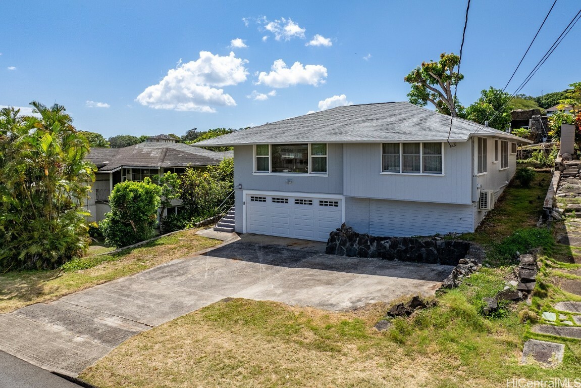 Property Photo:  2340 University Avenue  HI 96822 