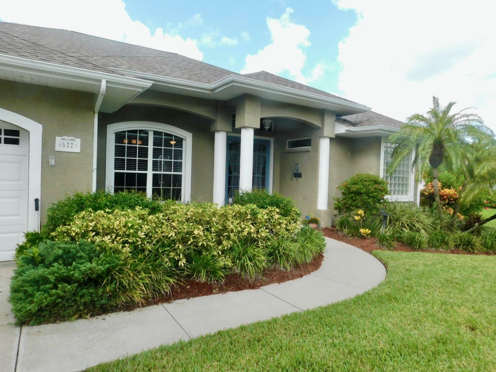 Property Photo:  522 Pine Ranch East Road  FL 34229 