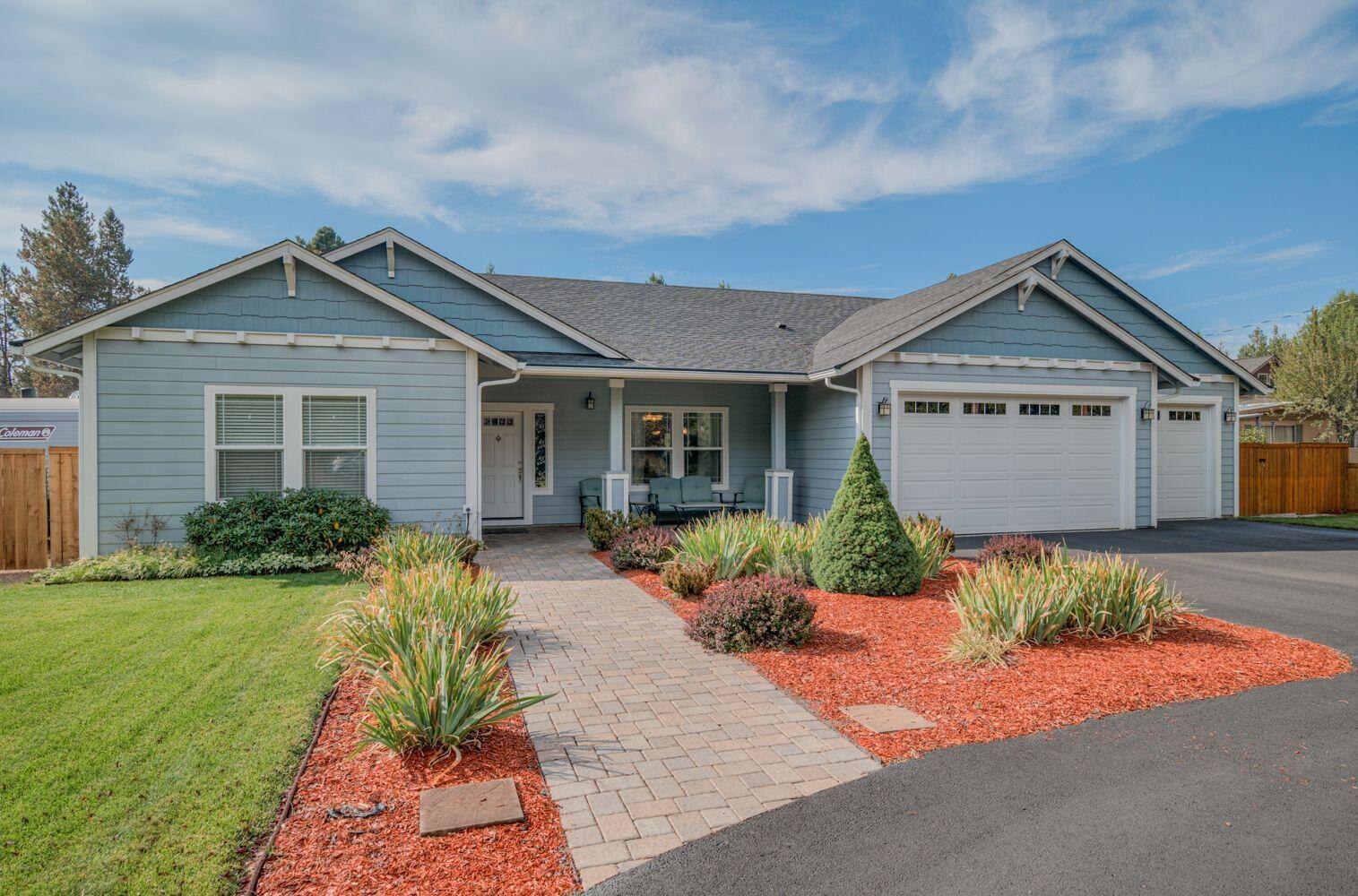 Property Photo: 17463 Egret Drive OR 97707