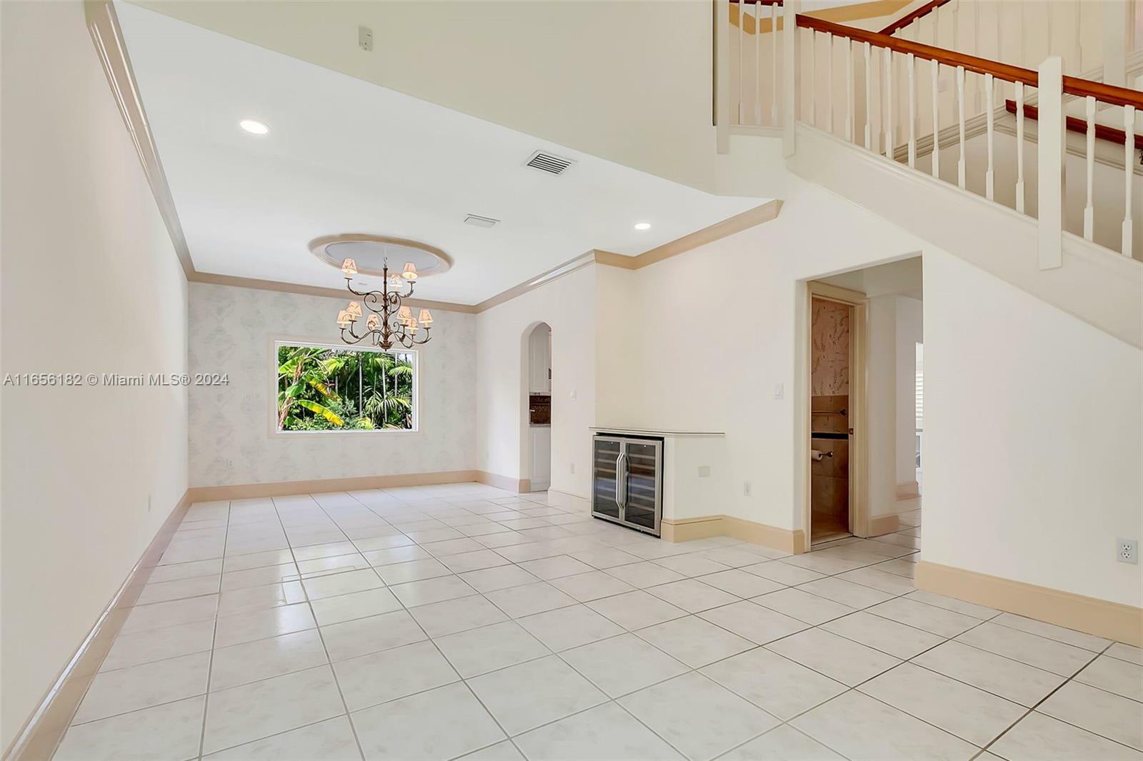 Property Photo:  507 Bird Rd  FL 33134 