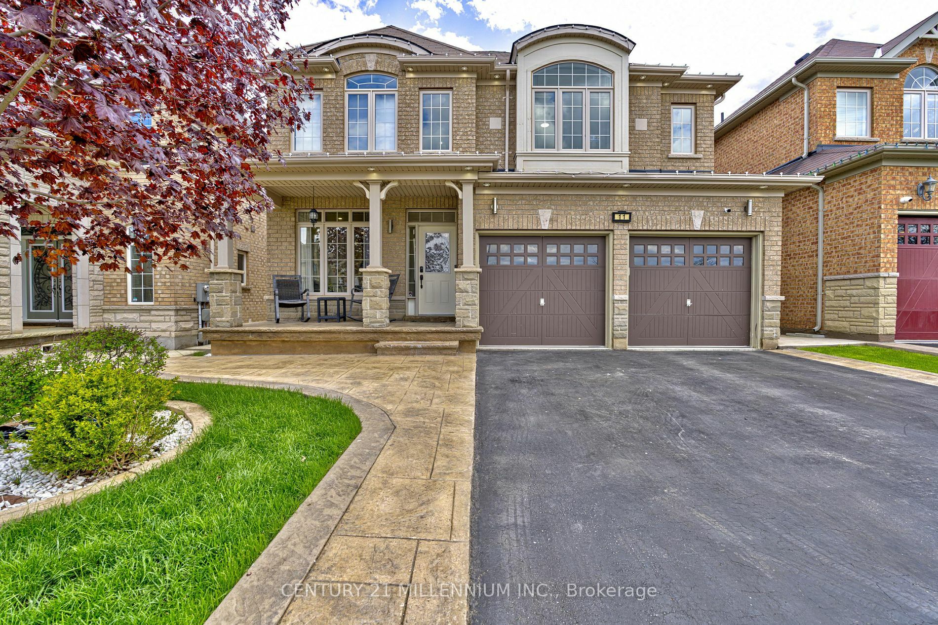 11 Maybeck Dr  Brampton ON L6X 0Z6 photo