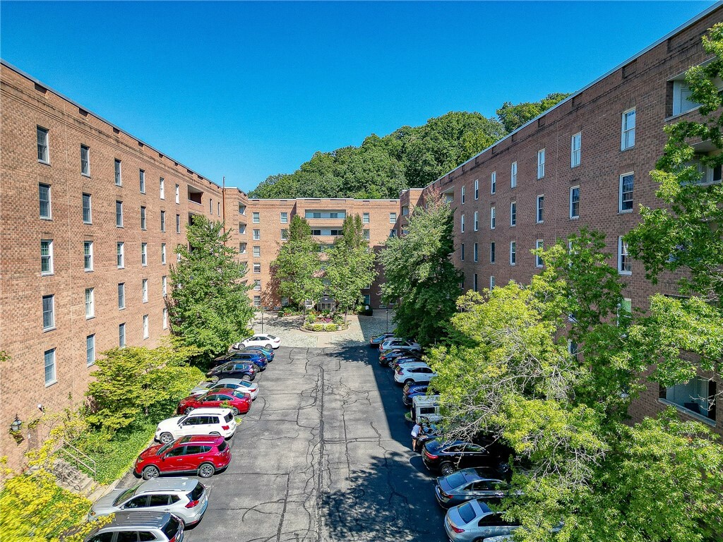 302 Fox Chapel Road 302  Pittsburgh PA 15238 photo