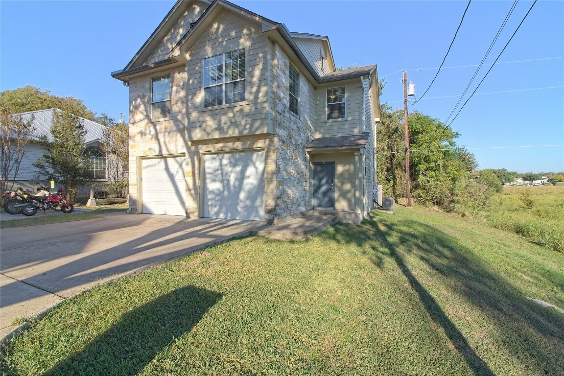 Property Photo:  2903 Whisper Oaks Lane B  TX 78628 