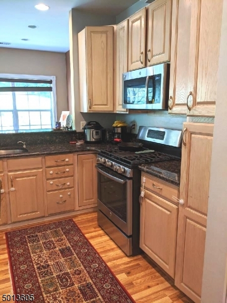 Property Photo:  20 Artillery Park Road  NJ 07921 