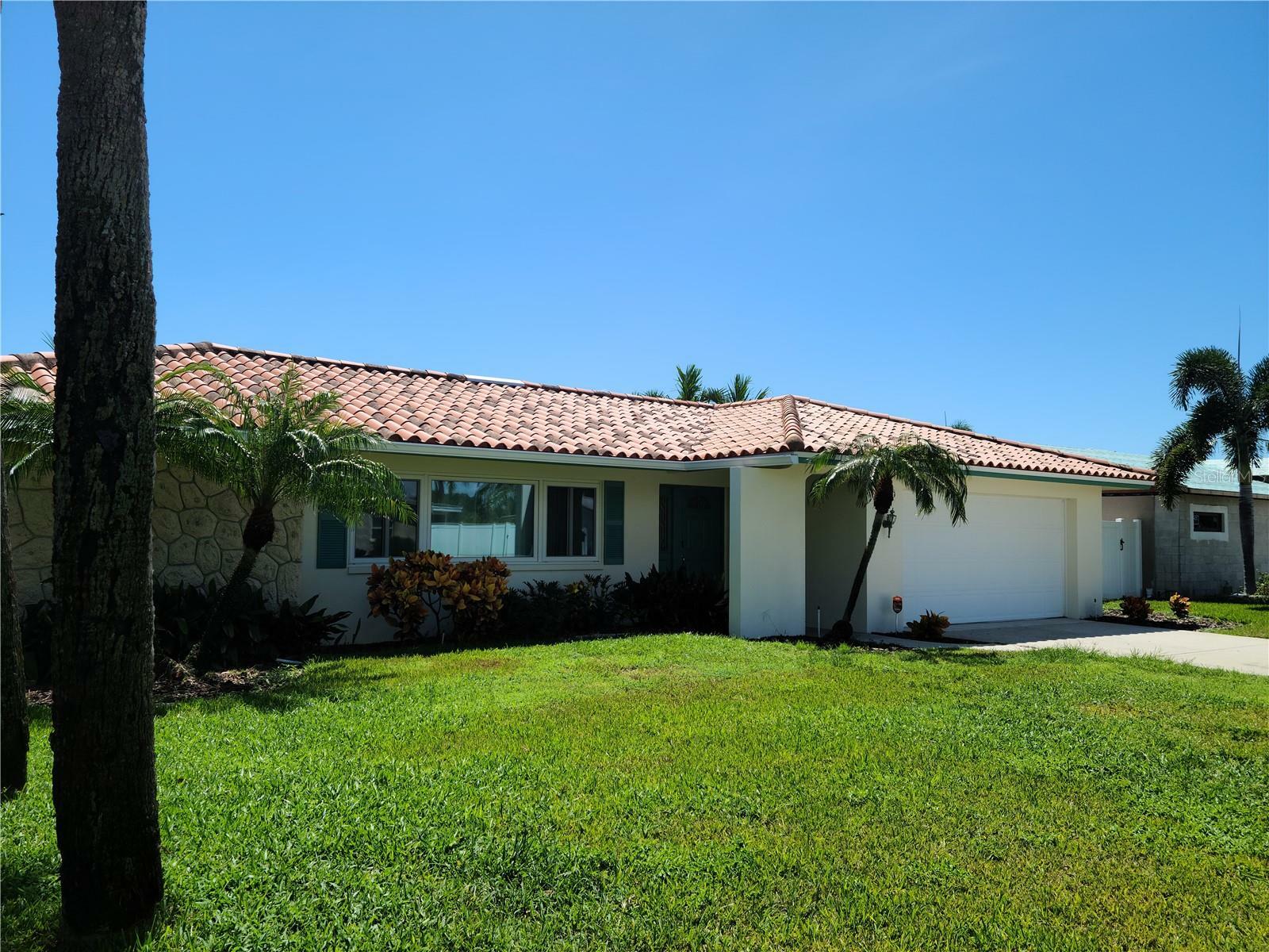 Property Photo:  3850 46th Avenue S  FL 33711 