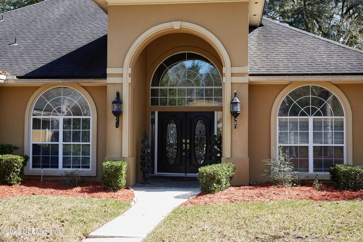 Property Photo: 2674 Country Club Boulevard FL 32073