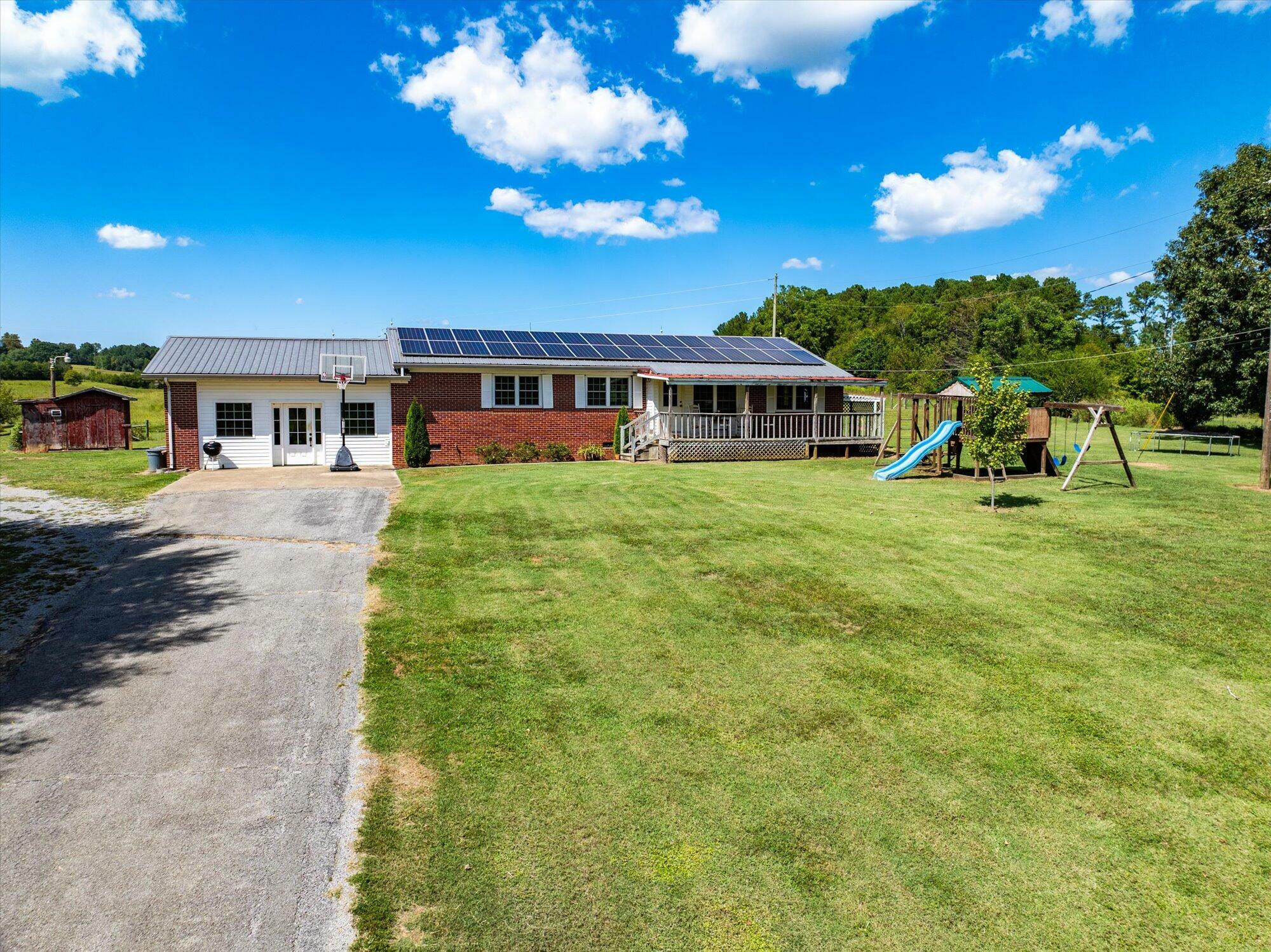 Property Photo:  280 County Road 117  TN 37370 