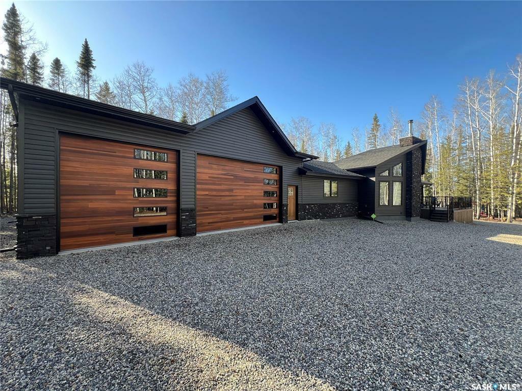 Property Photo:  306 Meadow Ridge Drive  SK S0J 3E0 