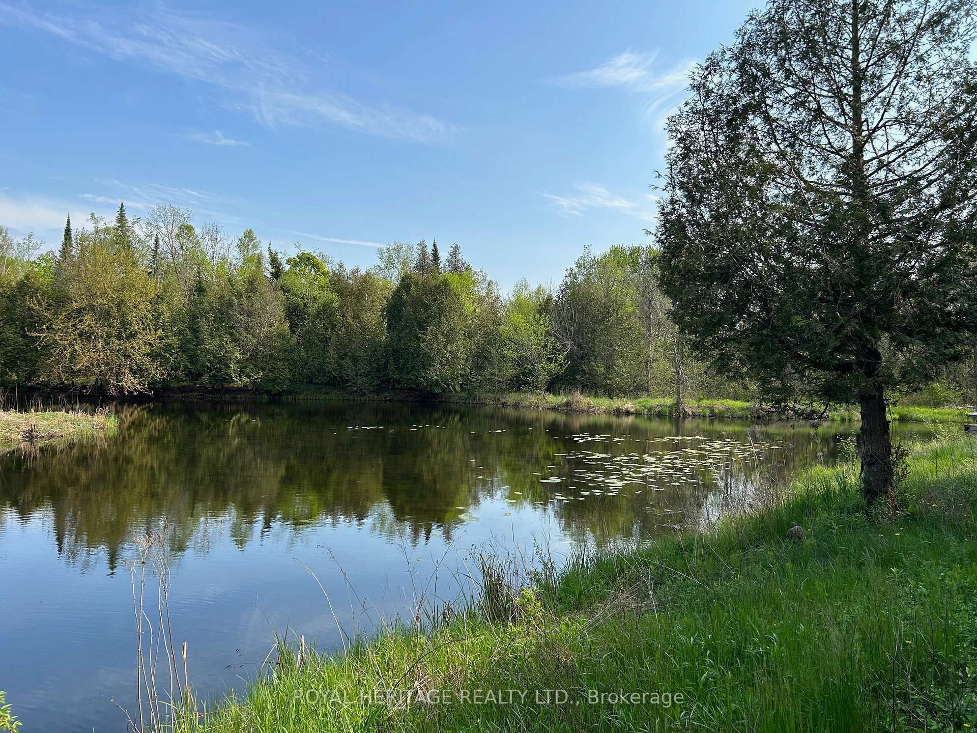 Property Photo: 810 4th Line ON K0L 3E0
