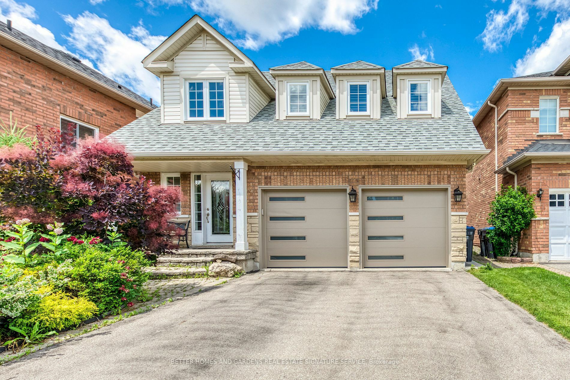 Photo de la propriété:  3751 Pearlstone Dr  ON L5M 7H1 