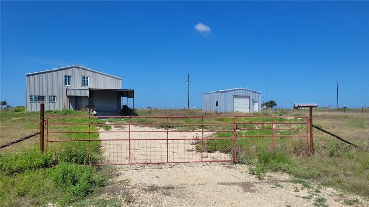 120 Novi Road  Florence TX 76527 photo