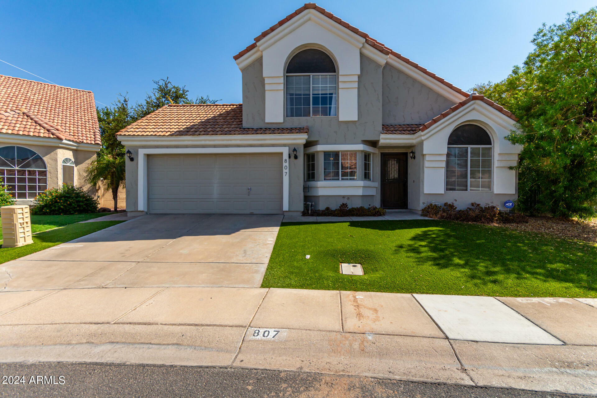 Property Photo:  807 W Bradford Drive  AZ 85233 