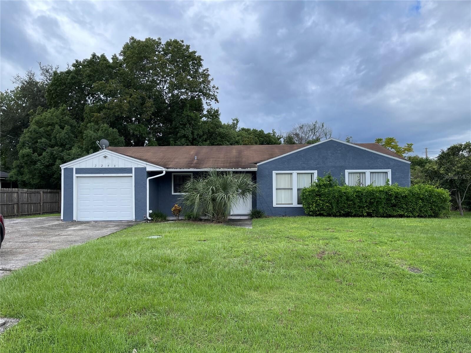 Property Photo: 2244 Sunny View Drive FL 32765