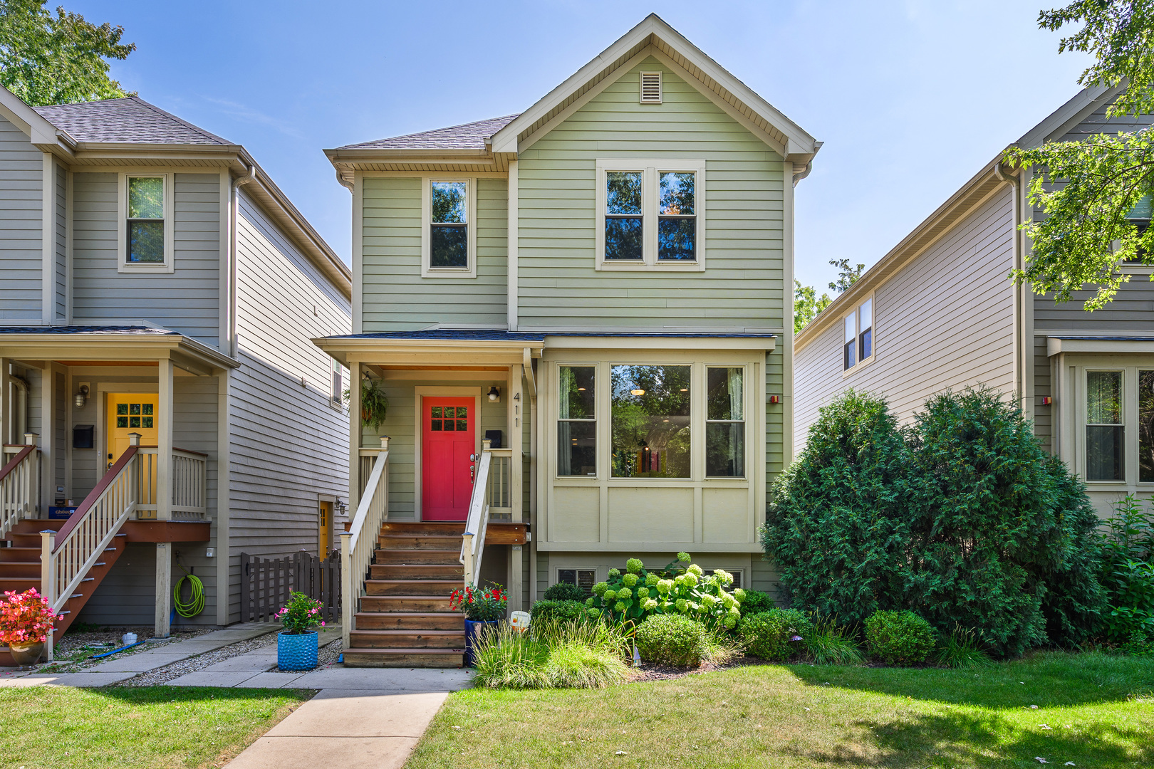 411 Sherman Avenue  Evanston IL 60202 photo